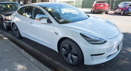 Tesla «урезала» функции электрокара Model 3 