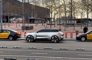 В Барселоне замечен новый концепт Renault 