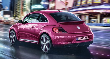 Volkswagen привезет в Украину 15 розовых «Жуков»