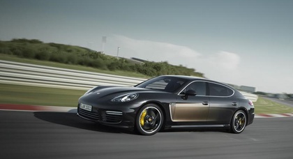 Porsche представила самую «навороченную» версию Panamera