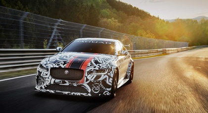 Jaguar анонсировал свой самый мощный седан — XE SV Project 8