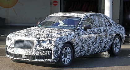 Новый Rolls-Royce Ghost научили «шептать» 