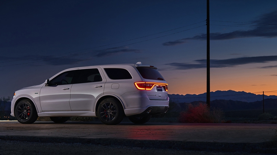 Dodge Durango SRT по паспорту может буксировать прицеп массой до 3.9 тонн. Dodge Durango SRT