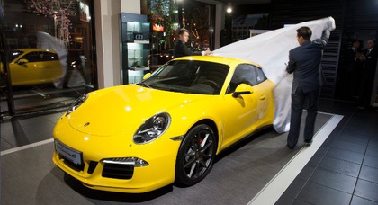 Прем’єра повноприводних моделей Porsche 911 у Києві!