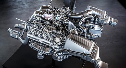 Mercedes представил двигатель для нового суперкара