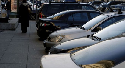 В Киеве снесут свыше сотни нелегальных парковок (обновлено)