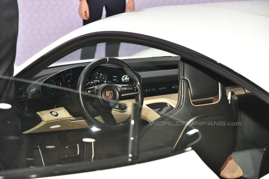 Porsche Mission E