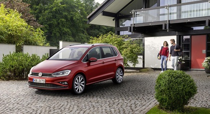 Volkswagen показал обновленный компактвэн Golf Sportsvan  