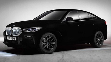 BMW сделала настолько черный автомобиль, что он кажется двухмерным