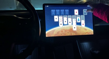 Tesla заблокирует доступ к видеоиграм во время езды