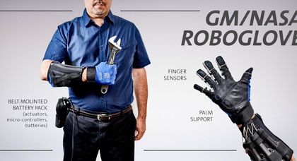 Рабочие заводов GM получат роботизированные перчатки как у NASA