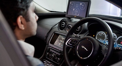 Робомобили Jaguar Land Rover научатся водить как люди