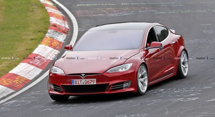 Электрокар Tesla Model S стал рекордсменом Laguna Seca 