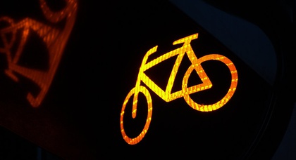 Во Львове установили первый велосипедный светофор