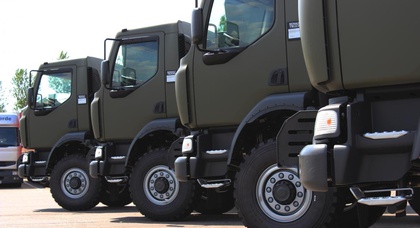 Евросоюз начал поставлять грузовики повышенной проходимости для Вооруженных Сил Украины