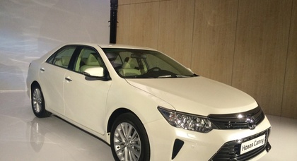 Обновленная Toyota Camry представлена официально