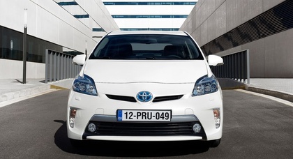 Новое поколение Toyota Prius получит полный привод