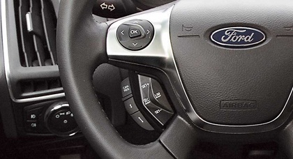 Руль и педали в беспилотных автомобилях Ford станут опцией