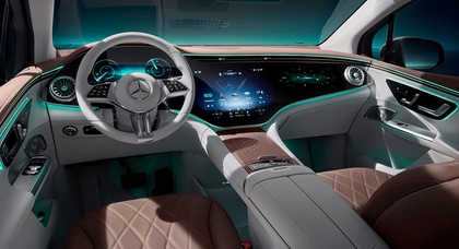 Электрический Mercedes-Benz EQE SUV раскрыл свой роскошный интерьер с гиперэкраном