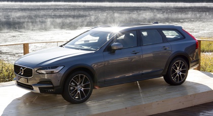 Volvo представила универсал с клиренсом 210 мм — V90 Cross Country