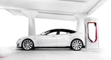 «Суперчарджеры» для Tesla Model S и X снова стали бесплатными