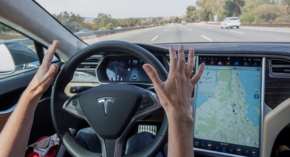 Автопилот Tesla хотят переименовать