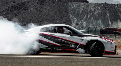 Nissan GT-R Nismo установил мировой рекорд по самому быстрому дрифту
