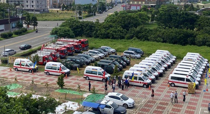 Тайваньские благотворители передают Украине почти полсотни "скорых", пожарных машин и внедорожников