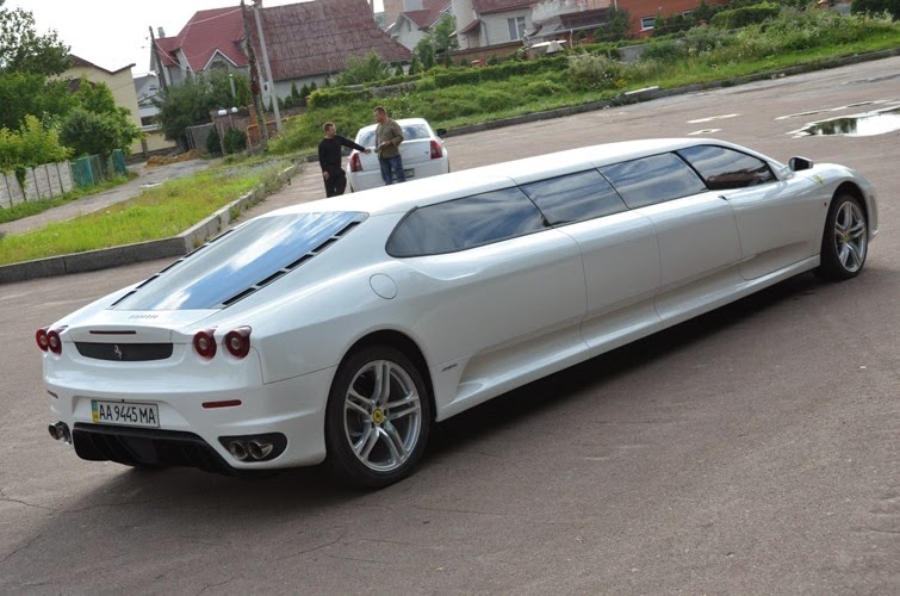 Лимузин Ferrari в Украине