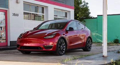 Tesla подтвердила разработку беспроводного зарядного устройства для электромобилей