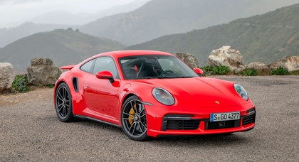 Шеф Porsche подтвердил разработку гибридного 911