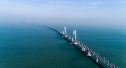 В Китае открыли самый длинный автомобильный мост