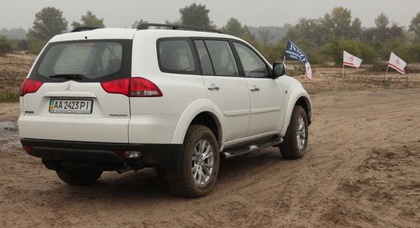 «НИКО-Украина» провела выездной тест-драйв внедорожной линейки  Mitsubishi Motors и показала обновленный Pajero Sport