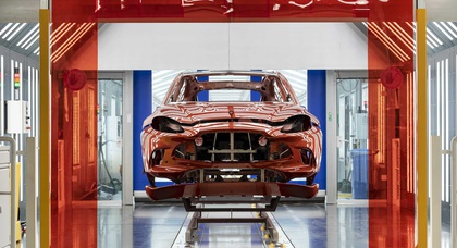 Aston Martin официально открыл новый завод в Сейнт-Атане 