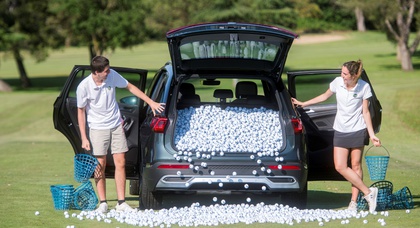 Seat измерил объем багажника кроссовера Tarraco мячами для гольфа 