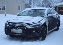 Новая Hyundai Elantra засветилась на шпионских фотографиях