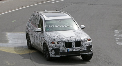 Кроссовер BMW X7 представят на Франкфуртском автосалоне