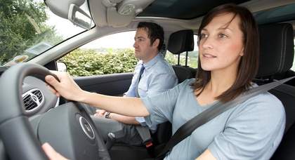 В Нидерландах разрешили проводить уроки вождения в обмен на интим-услуги