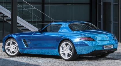 Mercedes-AMG будет выпускать электромобили и гибриды