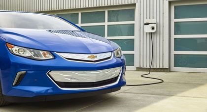Chevrolet порадовала ценами на гибрид Volt нового поколения