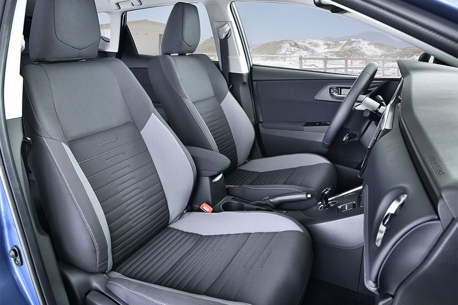 Toyota Auris 2015
