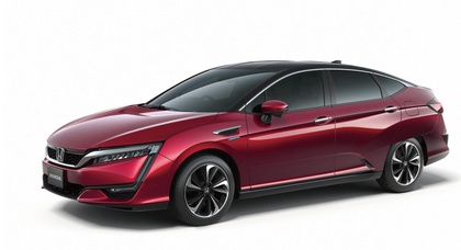 Honda показала предсерийный водородомобиль FCV