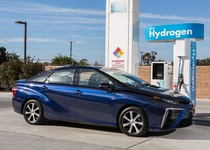 Toyota разрешила свободно использовать патенты на водородомобили