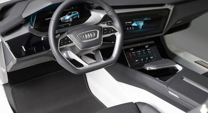 Audi внедрит сенсорные экраны с тактильным откликом
