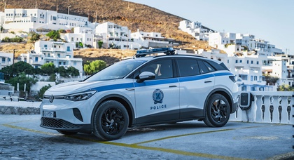 Греческая полиция получила свой первый электромобиль — Volkswagen ID.4