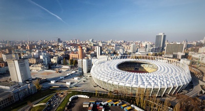 В Киеве открылся двухэтажный паркинг у «Олимпийского» 