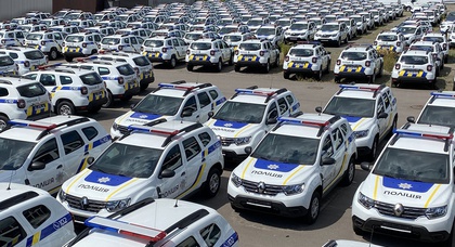 Полиция получила 300 кроссоверов Renault Duster