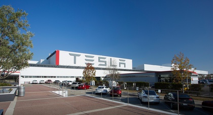 Tesla на неделю остановит производство для подготовки завода к выпуску Model 3