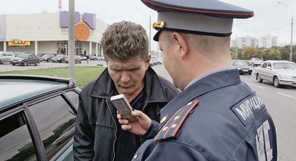 Лишение прав на 17 лет не остановило российского водителя