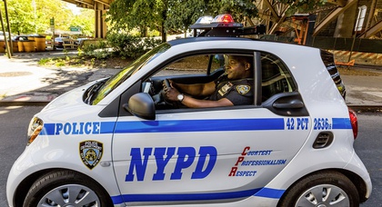 Полиция Нью-Йорка пересаживается на ситикары smart